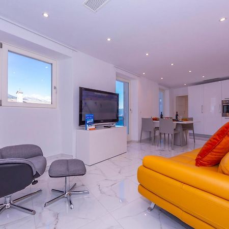 Yellow View Apartment - Happy Rentals Ronco sopra Ascona Eksteriør bilde